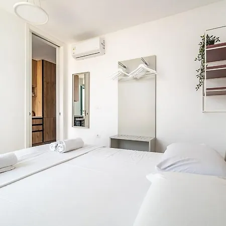 Santorini Wave Loft 2 Apartman Gjilek